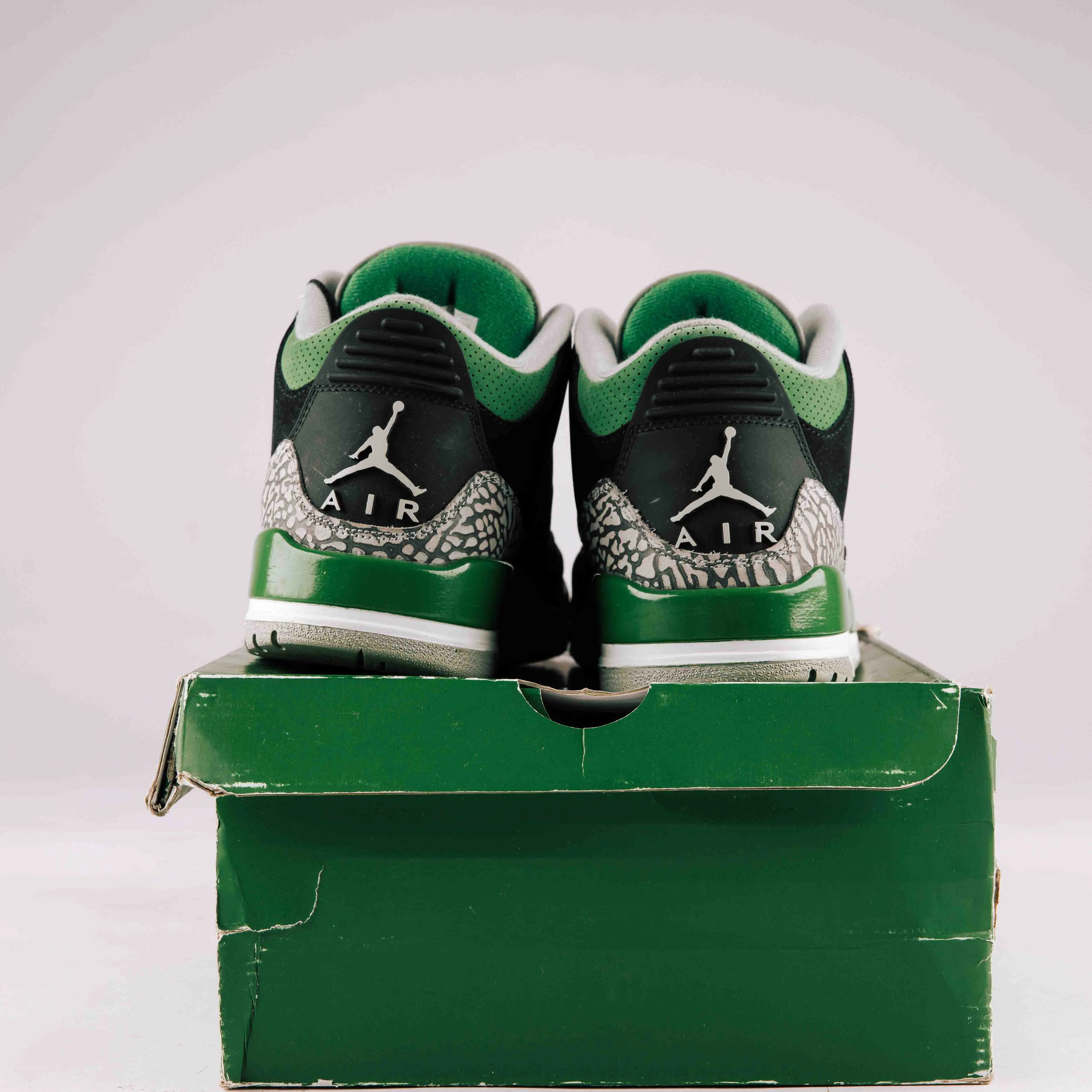 Air Jordan Retro 3 Pine Green - Used - 0295