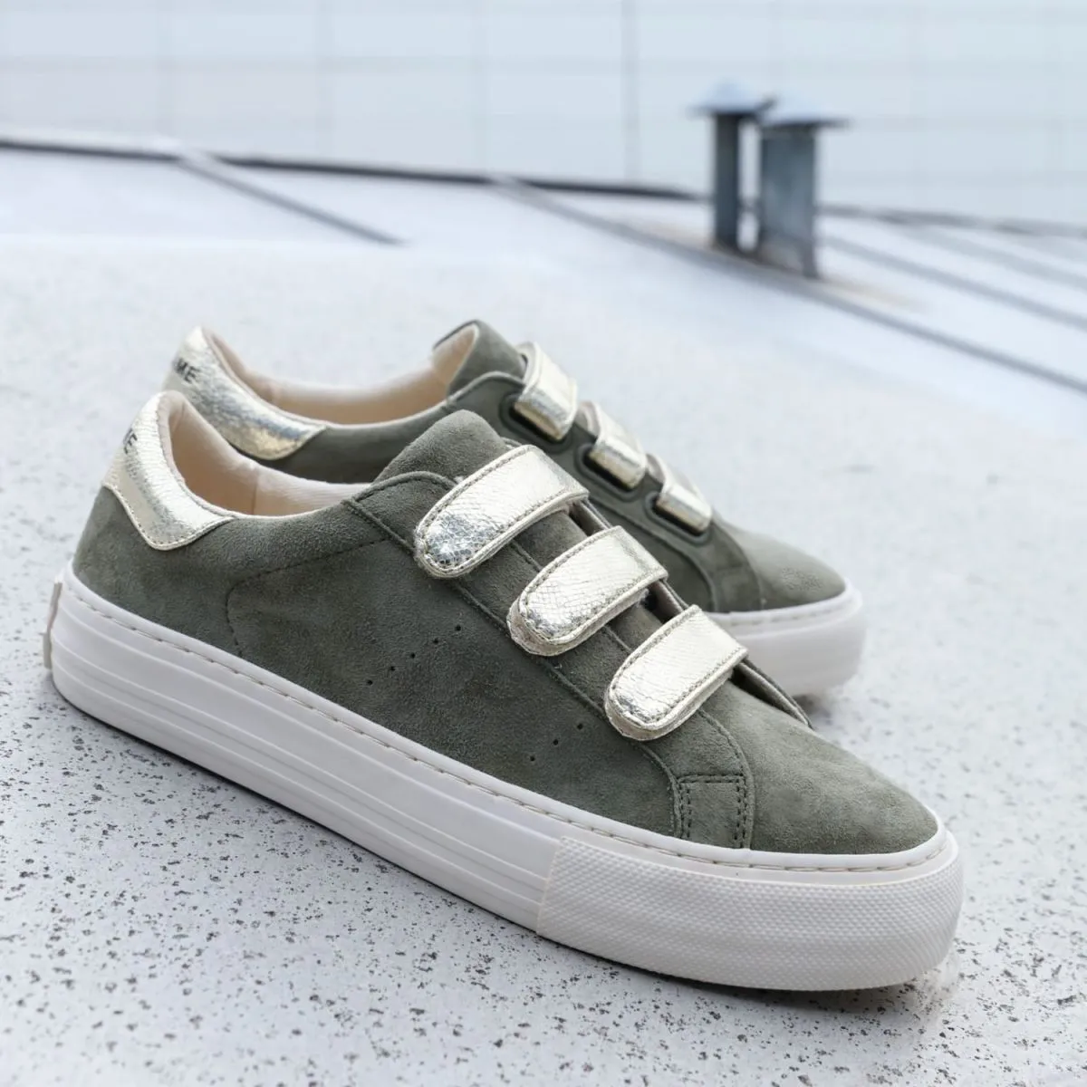 Arcade Straps Suede Foret Sneakers