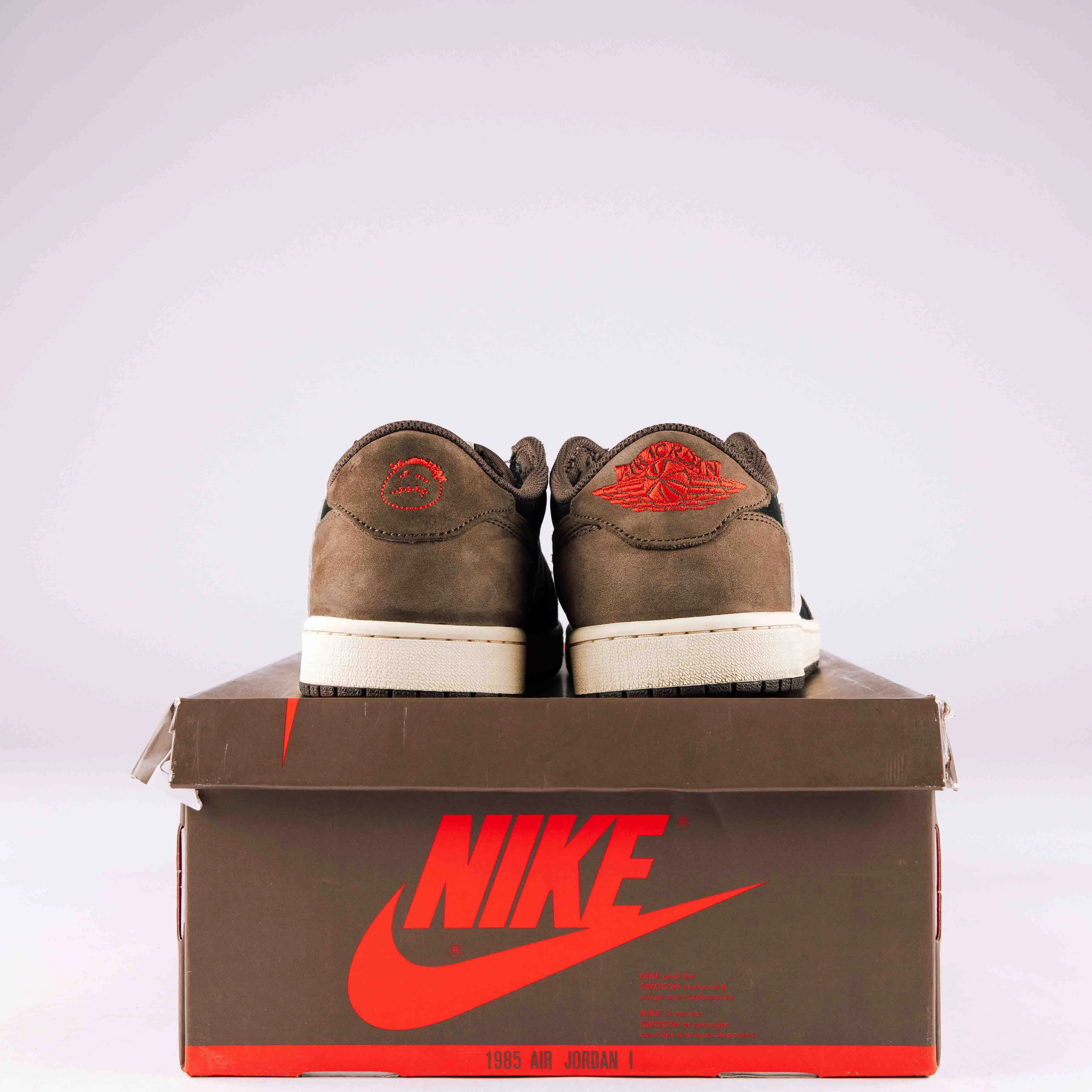 Jordan 1 Retro Low OG SP Travis Scott Mocha - Used - 0136