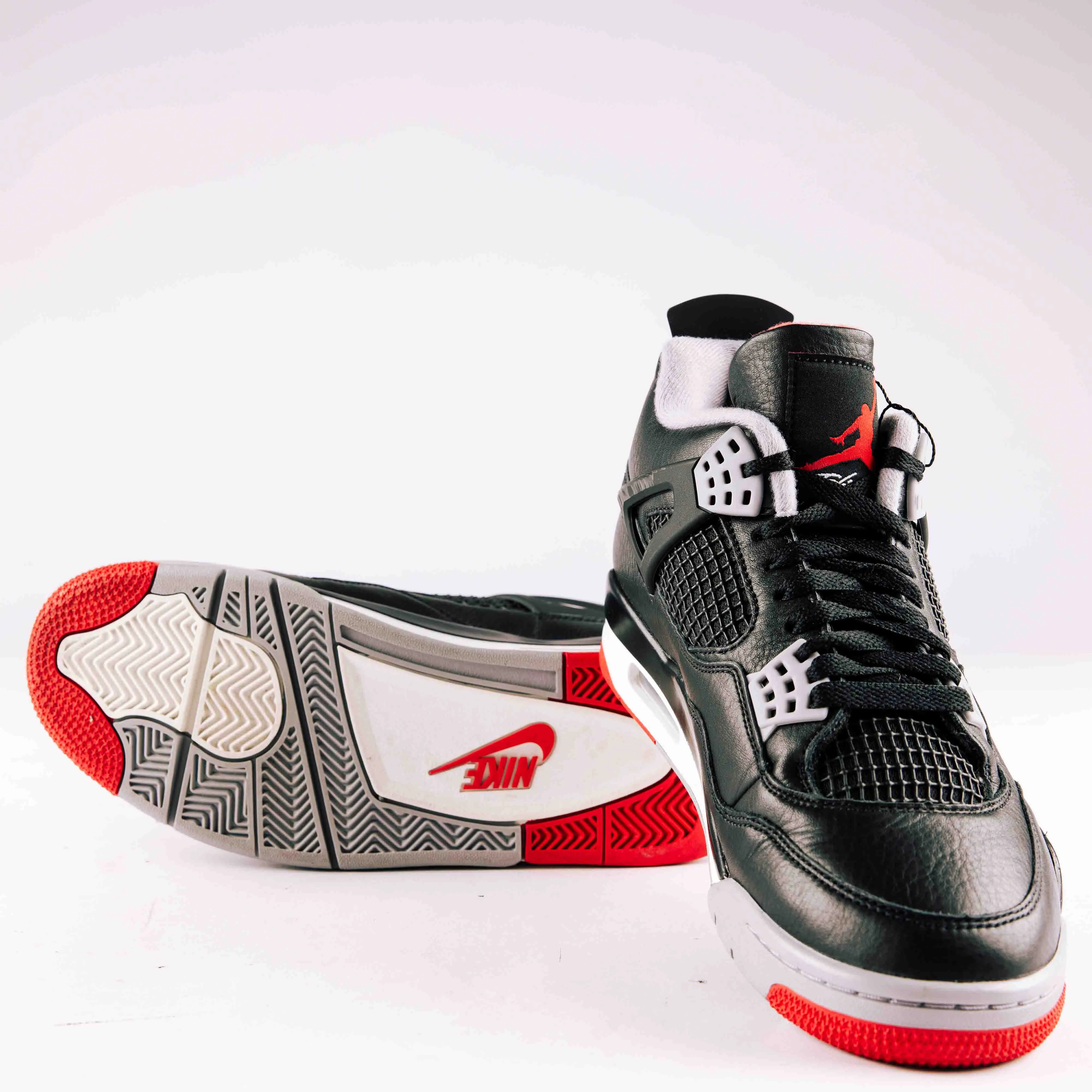 Jordan 4 Retro Bred Reimagined - Used - 0568