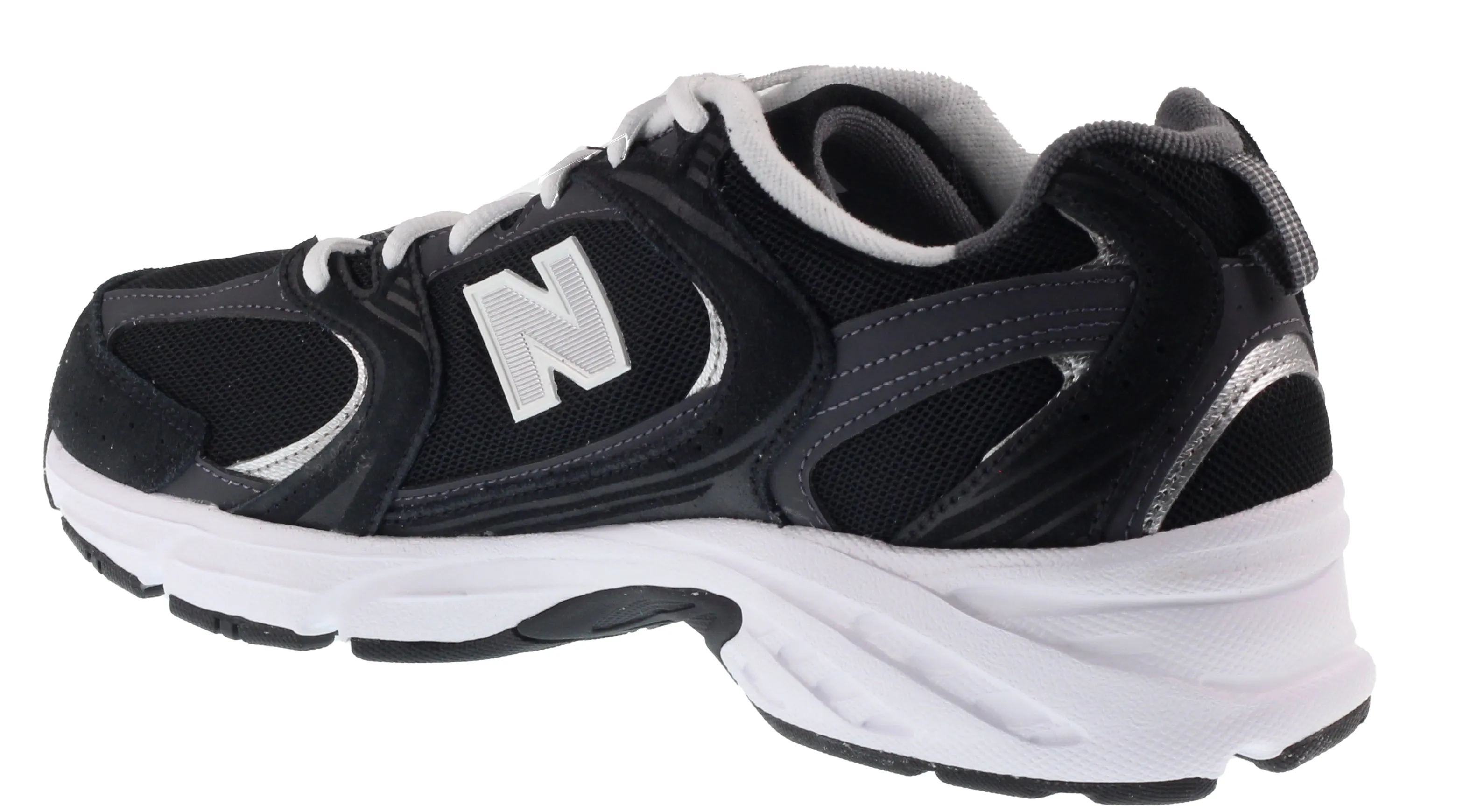 New Balance Trainers Mens 530 Black with magnet and silver metallic