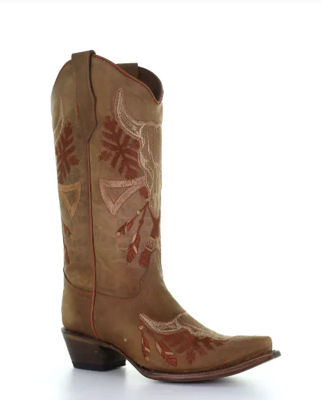 Women's Circle G Tan Skull Embroidery Snip Toe Boot